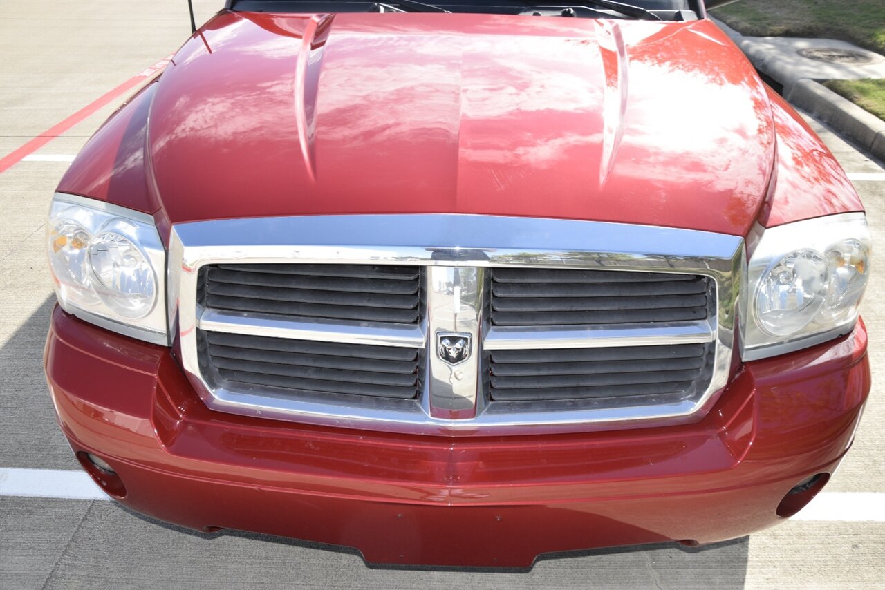 2006 Dodge Dakota SLT photo 10