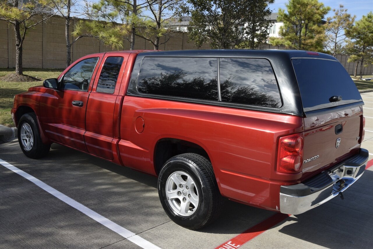 2006 Dodge Dakota SLT photo 12