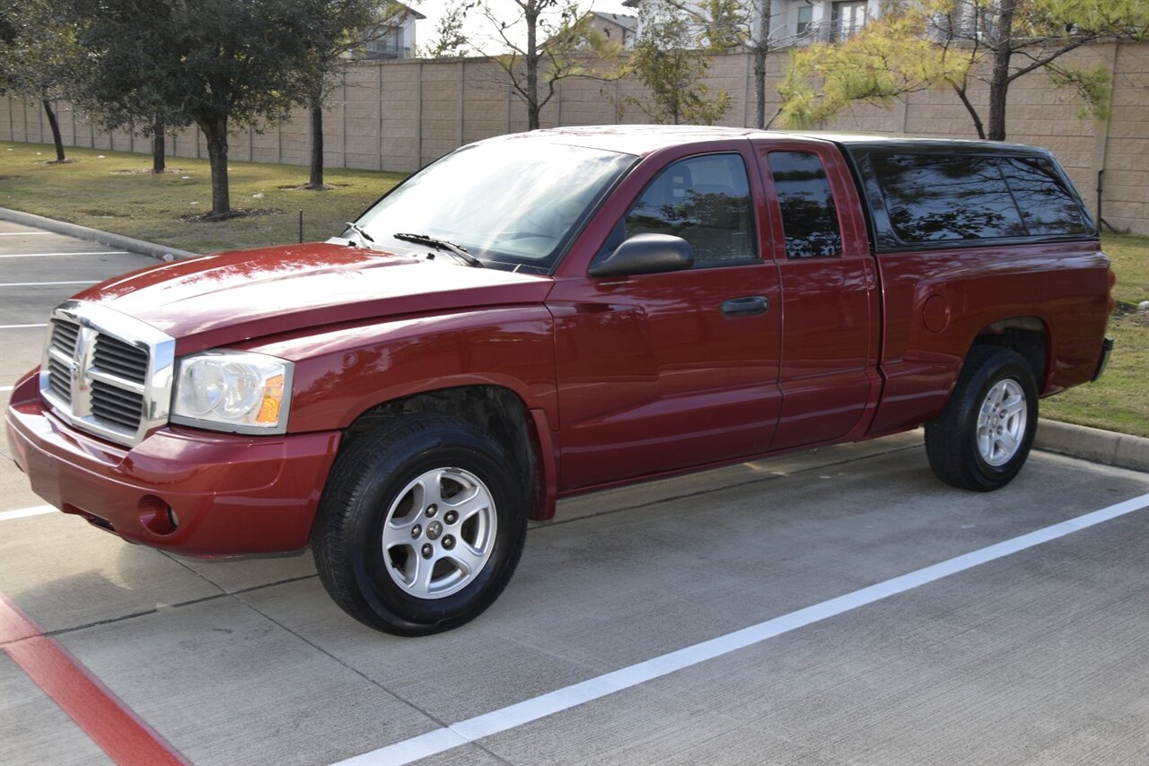 2006 Dodge Dakota SLT photo 3