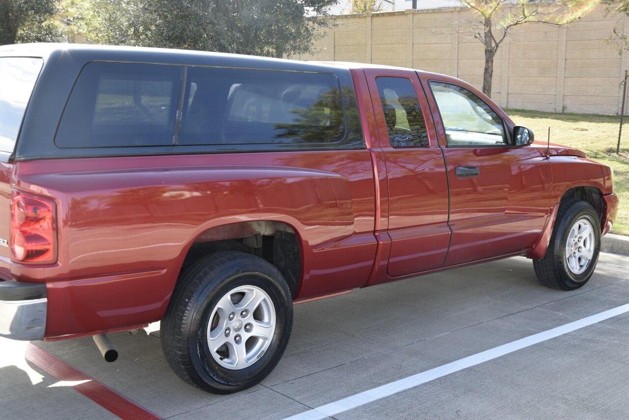 2006 Dodge Dakota SLT photo 15