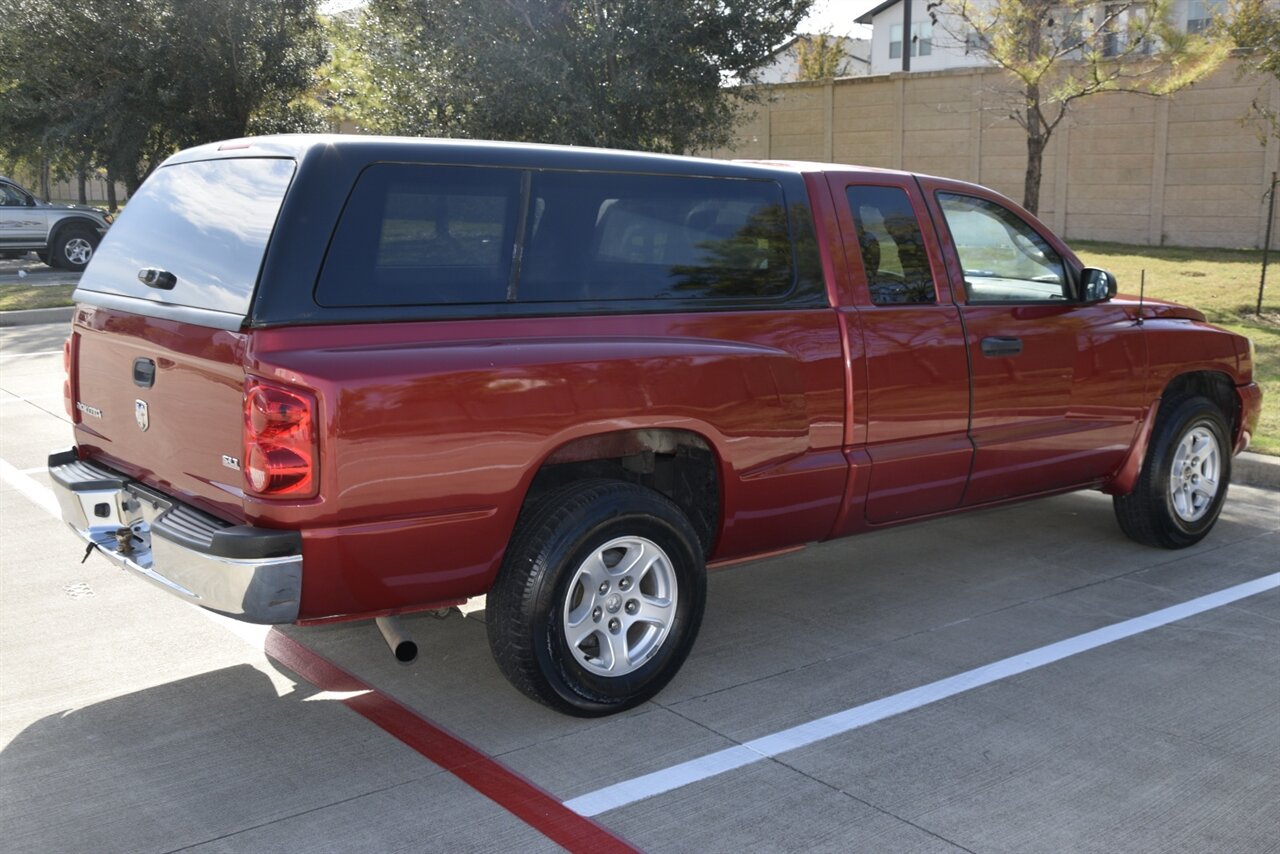 2006 Dodge Dakota SLT photo 13