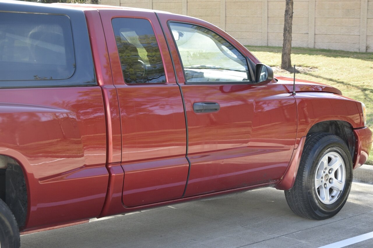 2006 Dodge Dakota SLT photo 17