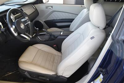 2010 Ford Mustang GT PREMIUM EDITION 5SPD MANUAL 46K MILES NICE   - Photo 26 - Stafford, TX 77477