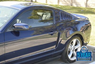 2010 Ford Mustang GT PREMIUM EDITION 5SPD MANUAL 46K MILES NICE   - Photo 9 - Stafford, TX 77477