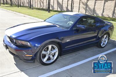 2010 Ford Mustang GT PREMIUM EDITION 5SPD MANUAL 46K MILES NICE   - Photo 5 - Stafford, TX 77477