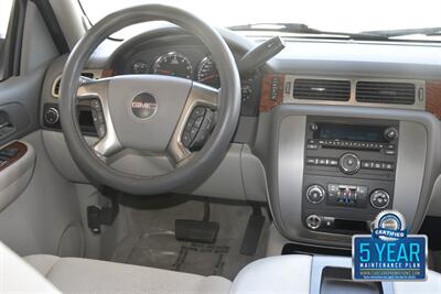 2007 GMC Yukon SLE 68K LOW ORIGINAL MILES NEW CAR TRADE IN NICE   - Photo 26 - Stafford, TX 77477