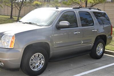 2007 GMC Yukon SLE 68K LOW ORIGINAL MILES NEW CAR TRADE IN NICE   - Photo 7 - Stafford, TX 77477