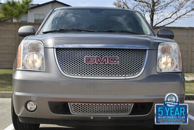 2007 GMC Yukon SLE 68K LOW ORIGINAL MILES NEW CAR TRADE IN NICE   - Photo 3 - Stafford, TX 77477