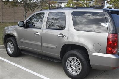 2007 GMC Yukon SLE 68K LOW ORIGINAL MILES NEW CAR TRADE IN NICE   - Photo 18 - Stafford, TX 77477