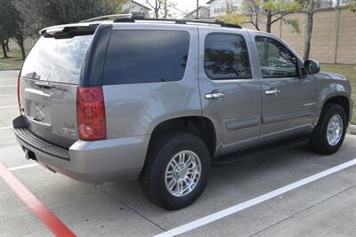 2007 GMC Yukon SLE 68K LOW ORIGINAL MILES NEW CAR TRADE IN NICE   - Photo 17 - Stafford, TX 77477