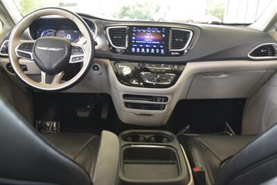 2017 Chrysler Pacifica PLATINUM HYBRID 74K MILES NAV BK/CAM REAR DVD NICE   - Photo 26 - Stafford, TX 77477
