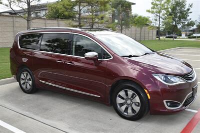 2017 Chrysler Pacifica PLATINUM HYBRID 74K MILES NAV BK/CAM REAR DVD NICE   - Photo 4 - Stafford, TX 77477