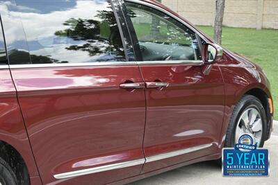 2017 Chrysler Pacifica PLATINUM HYBRID 74K MILES NAV BK/CAM REAR DVD NICE   - Photo 18 - Stafford, TX 77477