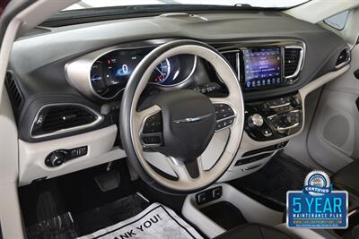 2017 Chrysler Pacifica PLATINUM HYBRID 74K MILES NAV BK/CAM REAR DVD NICE   - Photo 28 - Stafford, TX 77477
