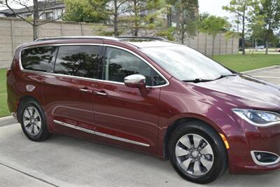 2017 Chrysler Pacifica PLATINUM HYBRID 74K MILES NAV BK/CAM REAR DVD NICE   - Photo 6 - Stafford, TX 77477