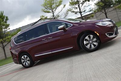2017 Chrysler Pacifica PLATINUM HYBRID 74K MILES NAV BK/CAM REAR DVD NICE   - Photo 43 - Stafford, TX 77477