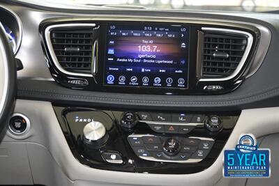 2017 Chrysler Pacifica PLATINUM HYBRID 74K MILES NAV BK/CAM REAR DVD NICE   - Photo 27 - Stafford, TX 77477