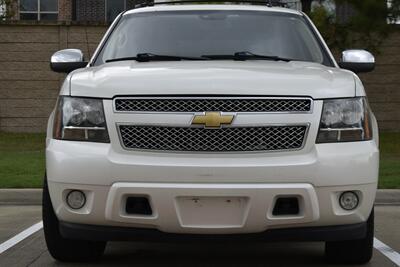 2013 Chevrolet Avalanche LTZ Black Diamond   - Photo 5 - Stafford, TX 77477