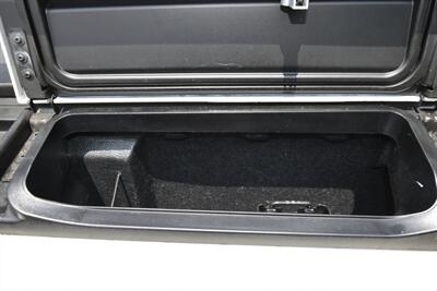 2013 Chevrolet Avalanche LTZ Black Diamond   - Photo 48 - Stafford, TX 77477