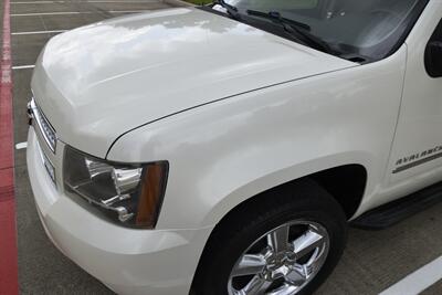 2013 Chevrolet Avalanche LTZ Black Diamond   - Photo 7 - Stafford, TX 77477