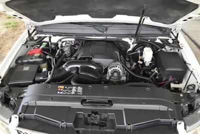 2013 Chevrolet Avalanche LTZ Black Diamond   - Photo 46 - Stafford, TX 77477