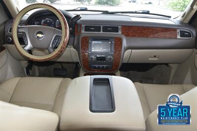 2013 Chevrolet Avalanche LTZ Black Diamond   - Photo 31 - Stafford, TX 77477