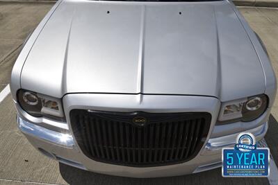 2007 Chrysler 300C HEMI V8 LTHR HTD STS 54K LOW MILES NICE   - Photo 12 - Stafford, TX 77477
