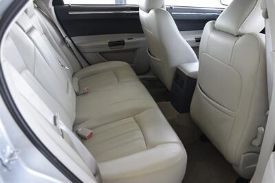 2007 Chrysler 300C HEMI V8 LTHR HTD STS 54K LOW MILES NICE   - Photo 37 - Stafford, TX 77477