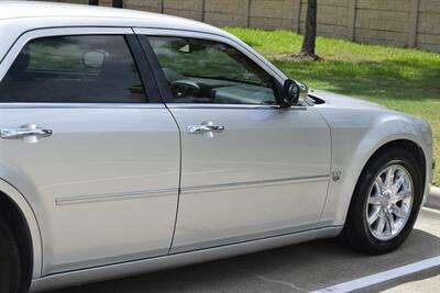2007 Chrysler 300C HEMI V8 LTHR HTD STS 54K LOW MILES NICE   - Photo 18 - Stafford, TX 77477