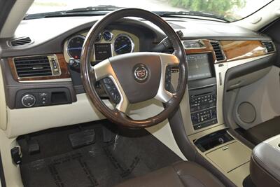 2014 Cadillac Escalade ESV AWD PLATINUM DUAL DVD NAV BK/CAM HWY MILE NICE   - Photo 30 - Stafford, TX 77477