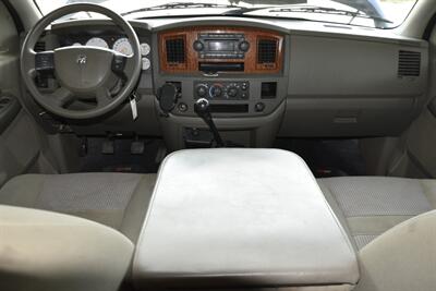 2006 Dodge Ram 3500 SLT QUAD 5.9L DIESEL 6SPD MANUAL FLAT BED DUALLY   - Photo 28 - Stafford, TX 77477