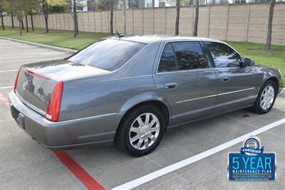 2006 Cadillac DTS Luxury I   - Photo 8 - Stafford, TX 77477
