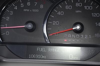 2006 Cadillac DTS Luxury I   - Photo 31 - Stafford, TX 77477