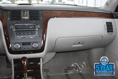 2006 Cadillac DTS Luxury I   - Photo 41 - Stafford, TX 77477