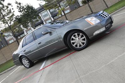 2006 Cadillac DTS Luxury I   - Photo 18 - Stafford, TX 77477