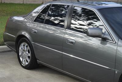2006 Cadillac DTS Luxury I   - Photo 21 - Stafford, TX 77477