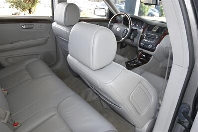 2006 Cadillac DTS Luxury I   - Photo 2 - Stafford, TX 77477