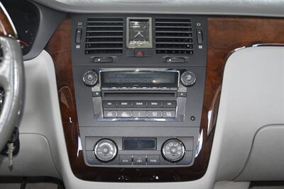 2006 Cadillac DTS Luxury I   - Photo 42 - Stafford, TX 77477