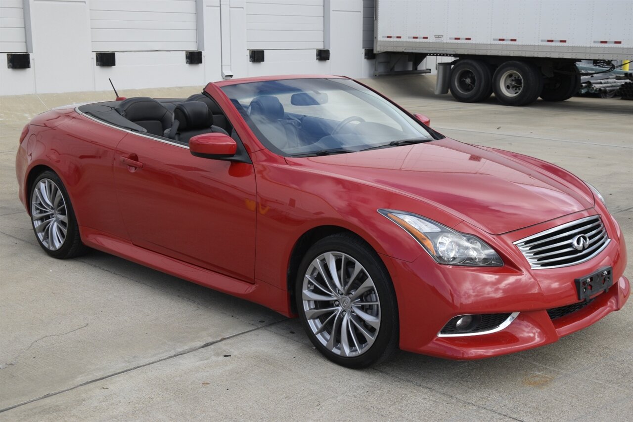 2013 INFINITI G Convertible 37 Sport photo 4