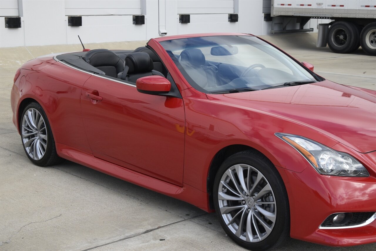 2013 INFINITI G Convertible 37 Sport photo 5