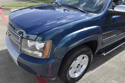 2007 Chevrolet Suburban Z71 4X4 NAV BK/CAM ROOF FRESH TRADE IN NICE   - Photo 10 - Stafford, TX 77477