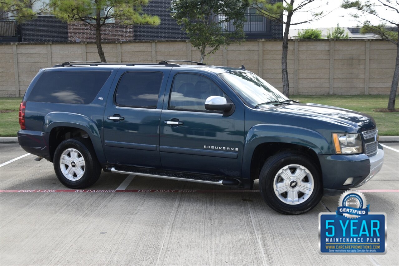 2007 Chevrolet Suburban Z71 4X4 NAV BK/CAM ROOF FRESH TRADE IN NICE   - Photo 1 - Stafford, TX 77477