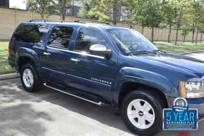 2007 Chevrolet Suburban Z71 4X4 NAV BK/CAM ROOF FRESH TRADE IN NICE   - Photo 6 - Stafford, TX 77477
