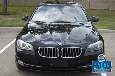 2013 BMW 535i xDrive PRM/SPORTS PKG NAV FRESH TRADE CLEAN   - Photo 2 - Stafford, TX 77477