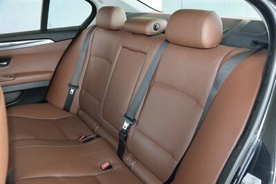 2013 BMW 535i xDrive PRM/SPORTS PKG NAV FRESH TRADE CLEAN   - Photo 38 - Stafford, TX 77477