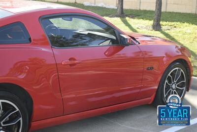 2013 Ford Mustang GT PREMIUM 6SPD MANUAL LTHR PREM WHLS NEW TRADE   - Photo 18 - Stafford, TX 77477