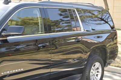 2017 Chevrolet Suburban LT 4X4 LTHR NAV HTD STS BK/CAM FRESH TRADE NICE   - Photo 9 - Stafford, TX 77477