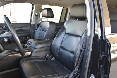 2017 Chevrolet Suburban LT 4X4 LTHR NAV HTD STS BK/CAM FRESH TRADE NICE   - Photo 32 - Stafford, TX 77477