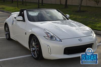 2014 Nissan 370Z ROADSTER AUTOMATIC WHITE/CHERRY INT SPTS WHLS NICE   - Photo 13 - Stafford, TX 77477