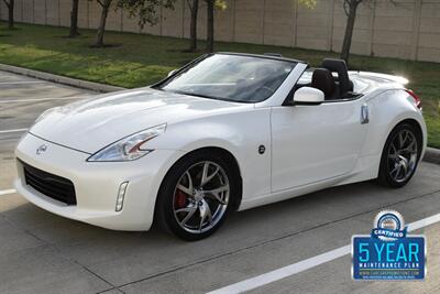 2014 Nissan 370Z ROADSTER AUTOMATIC WHITE/CHERRY INT SPTS WHLS NICE   - Photo 5 - Stafford, TX 77477